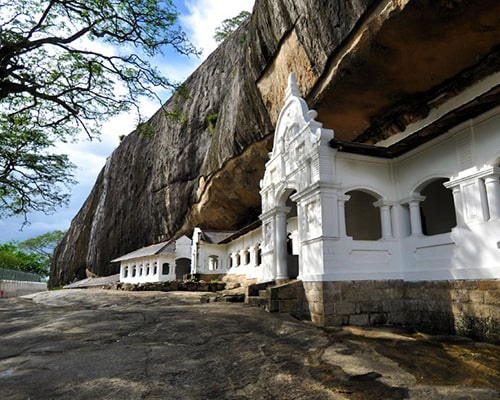 Dambulla Cave Temple