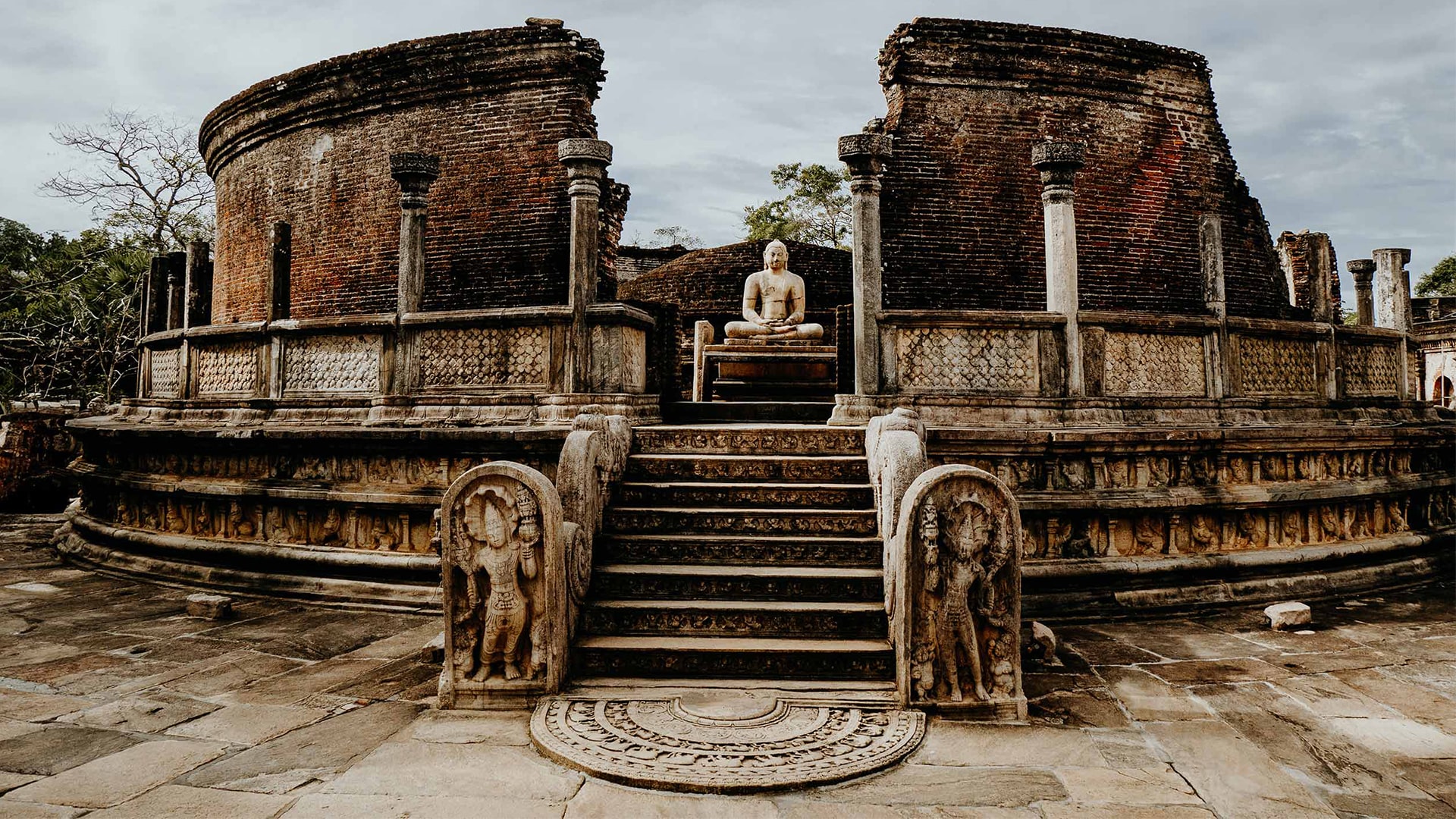 Watadage Ancient Structure